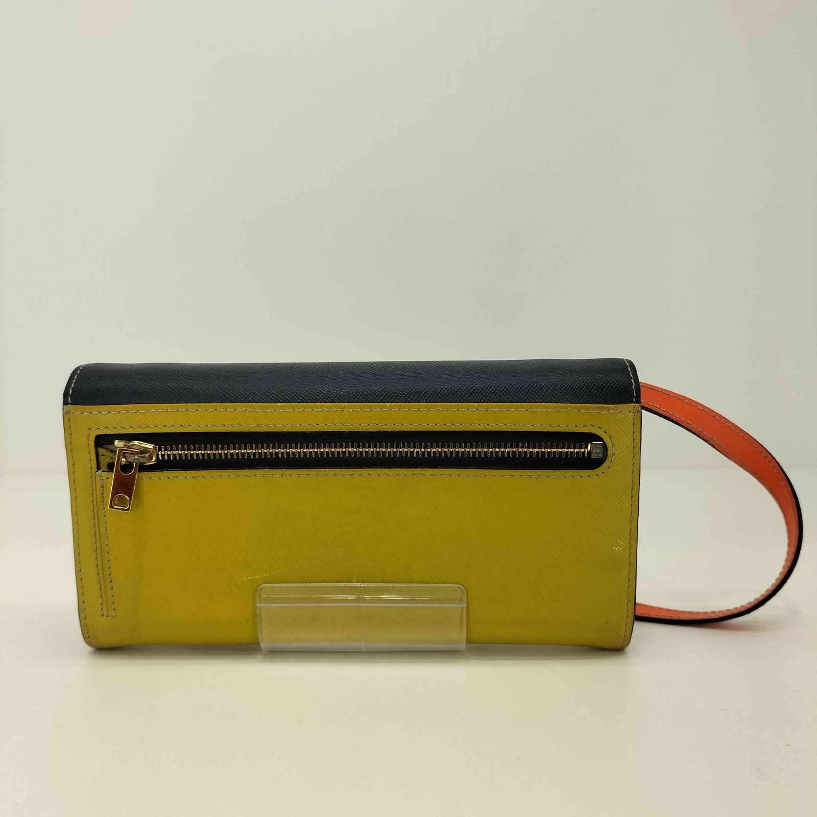 マルニ MARNI サフィアーノレザー マルチ ショルダーウォレット レディース 表記無