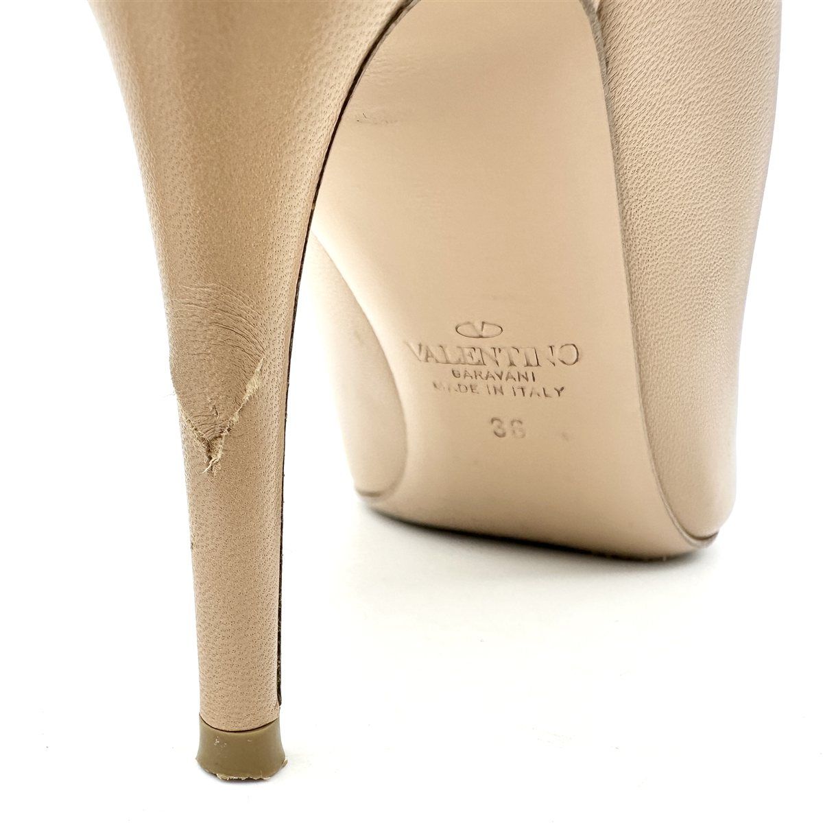 valentino garavani ハイヒール 本革 スタッズ キャップトゥ ポイン