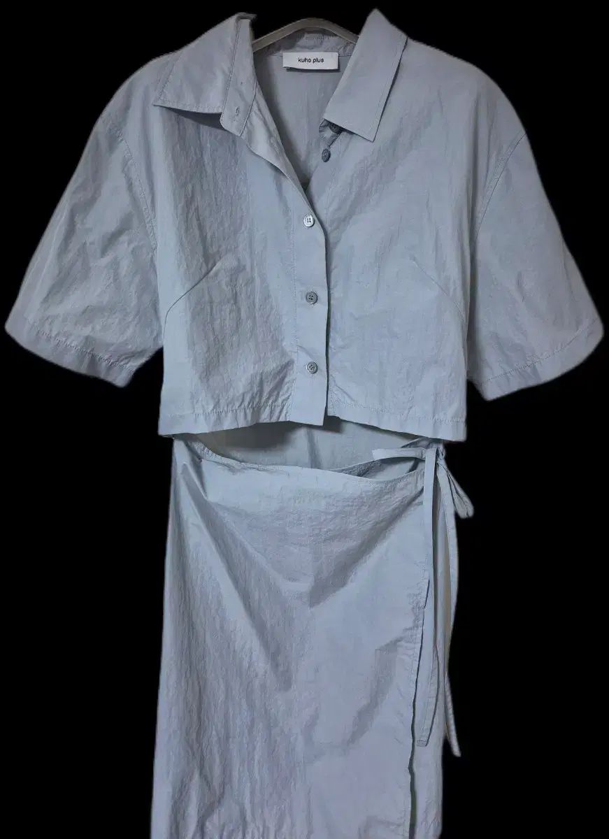 クホプラス シグネチャー ミニ ワンピース