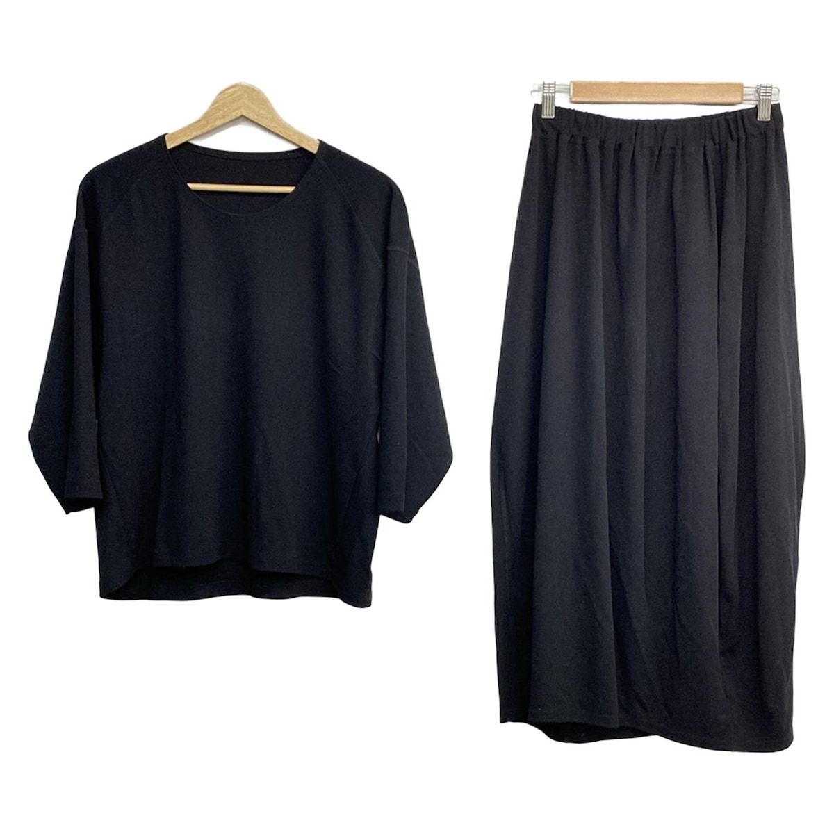 JURGEN LEHL(ヨーガンレール) スカートセットアップ レディース - 黒