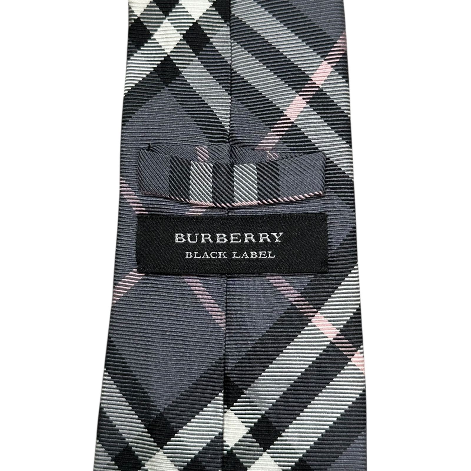 【未使用品級】バーバリーブラックレーベル　ネクタイ ピンク　メガチェック　シルク Burberry バーバリーブラックレーベル ノバチェック ネクタイ ピンク
