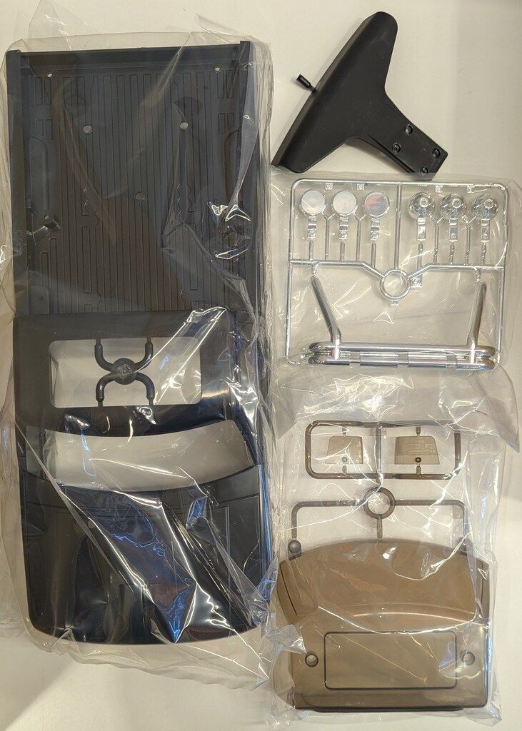 電動RCカー ブラックフット