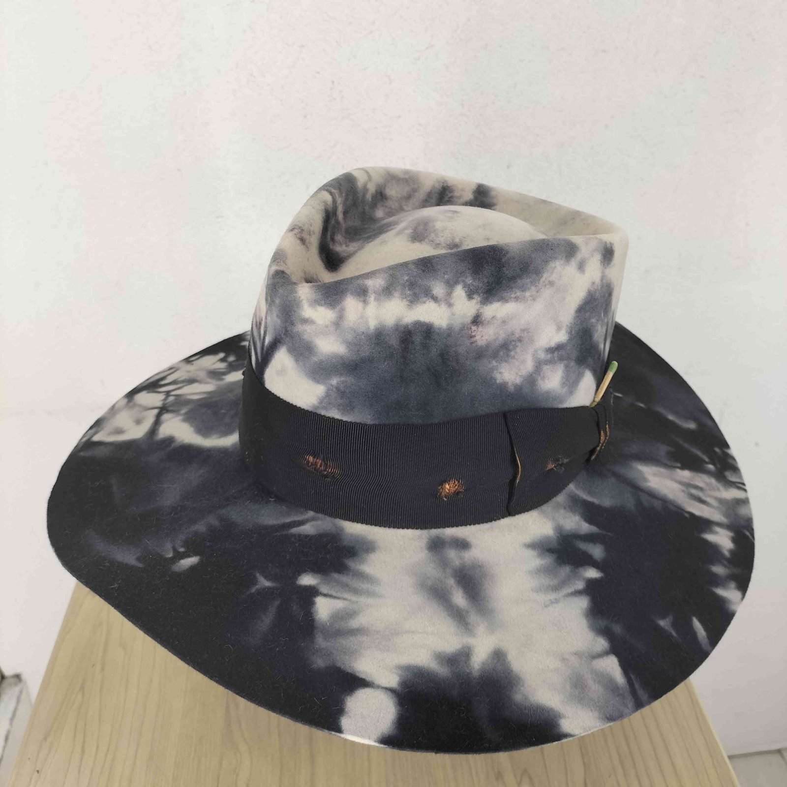 ユーズドフルギ 古着 Nick Fouquet 総柄 リボン装飾 ダメージ加工 ハット import メンズ 7 1 2