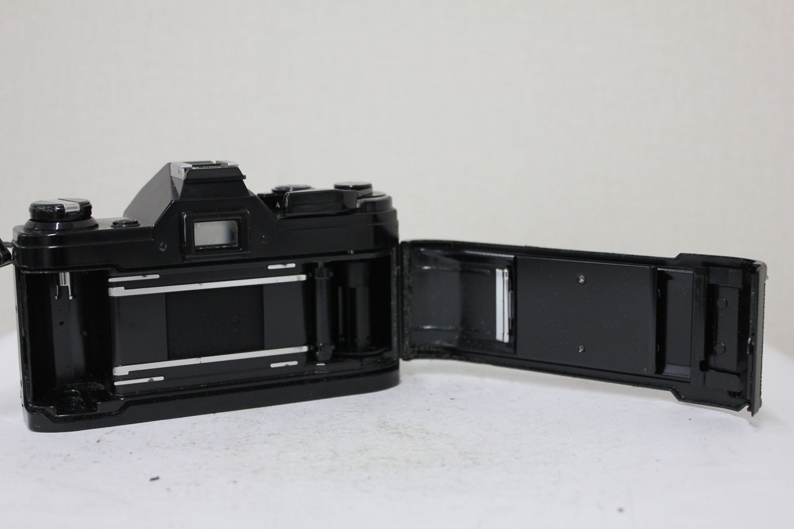  キャノン Canon AE 1 ブラック FD 50 mm F 4 SSC ボディレンズセット e 4524 一眼レフカメラ(フィルム) フィルムカメラ