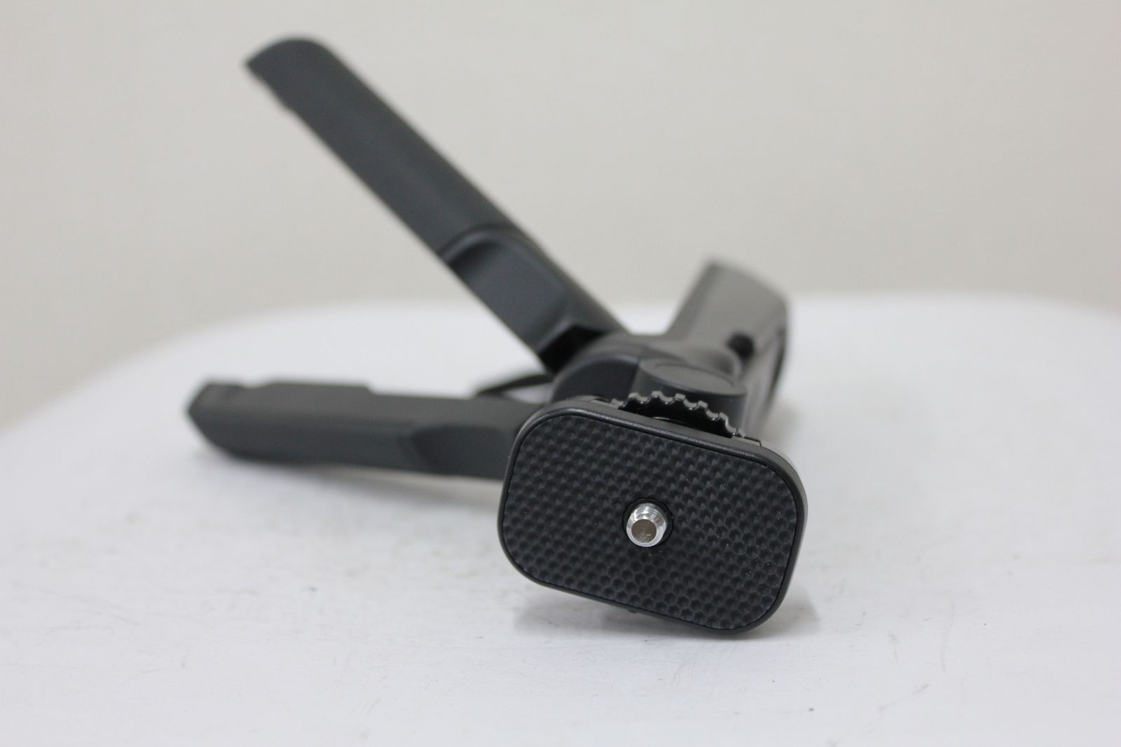 トライポッドグリップ e