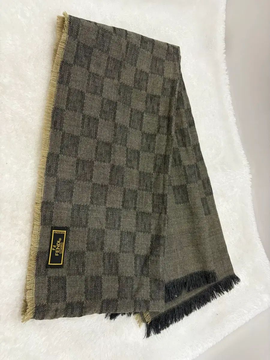 フェンディ FF ロゴ リバーシブル CHECK マフラー