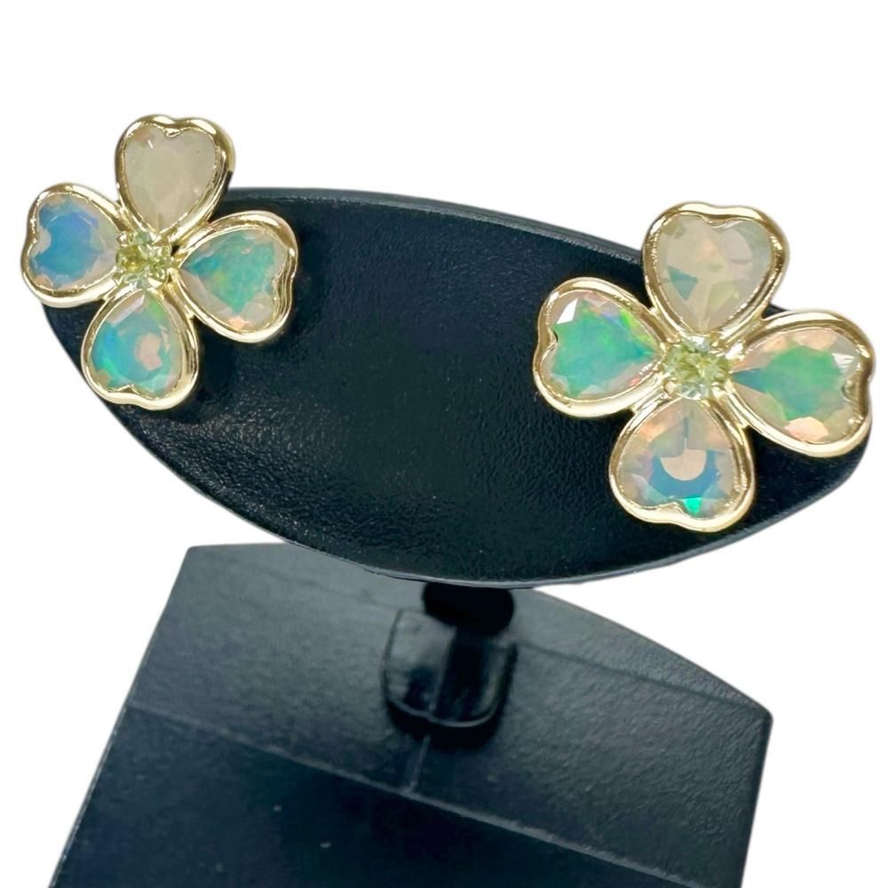 フラワーモチーフ オパール ペリドット ピアス K 18ゴールド 18金 1 0 g レディース NN