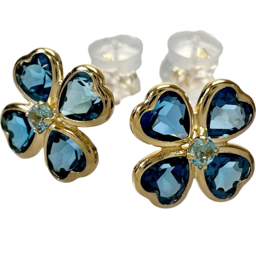 フラワーモチーフ ブルートパーズ(2カラー) ピアス K18ゴールド 18金