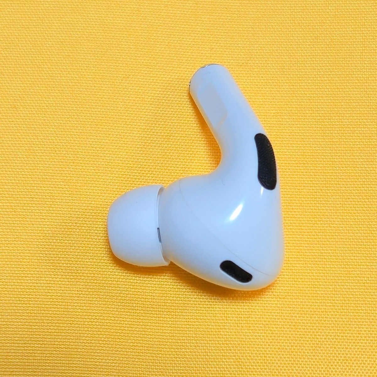 AirPods pro 第二世代 右耳 Lightning ライトニング - メルカリ