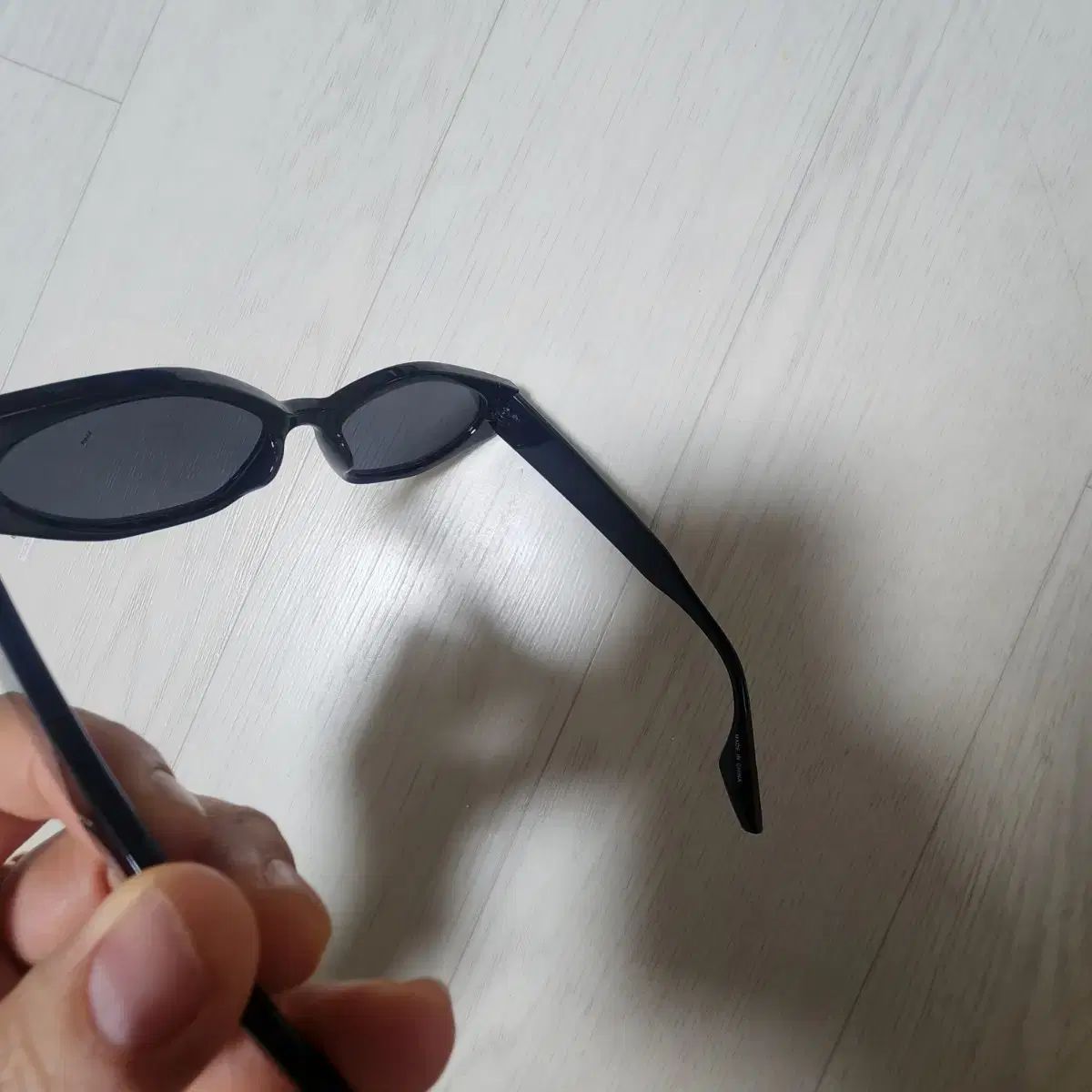 ブラック キャットアイ サングラス - メルカリ