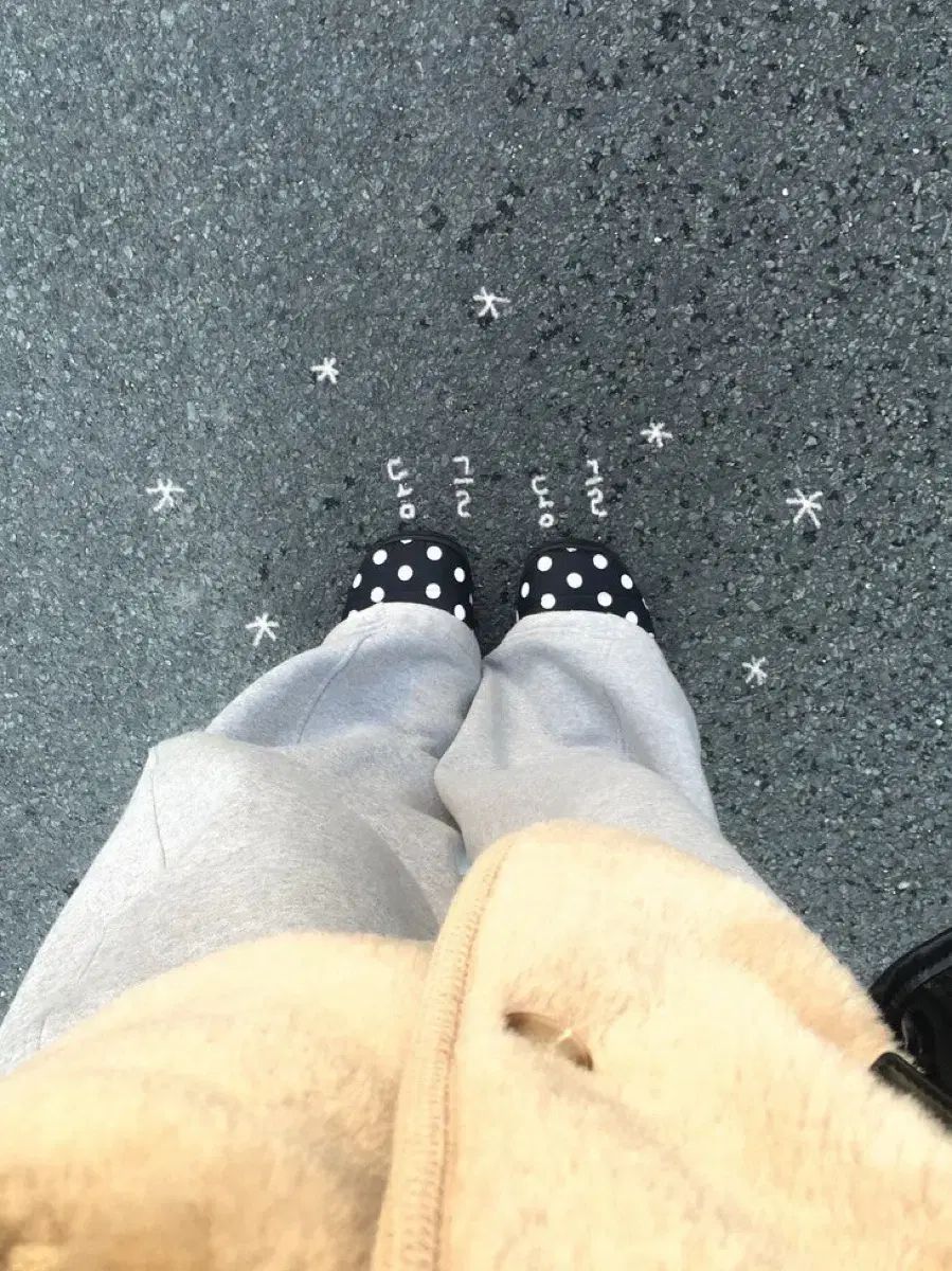 subu スブ ドット ダウン スリッパ