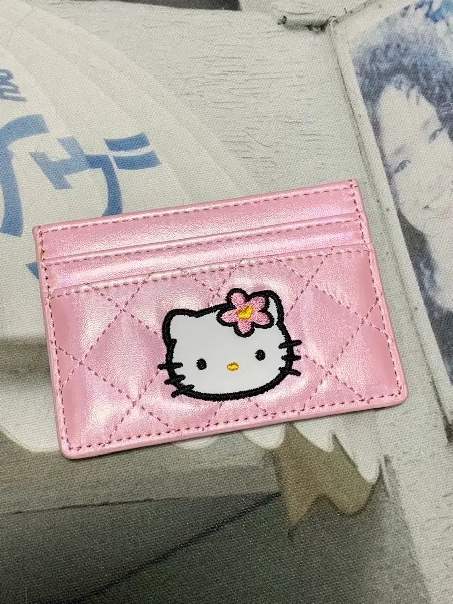 コラボ キティちゃん 財布 ハローキティ HELLO KITTY 二つ折り財布