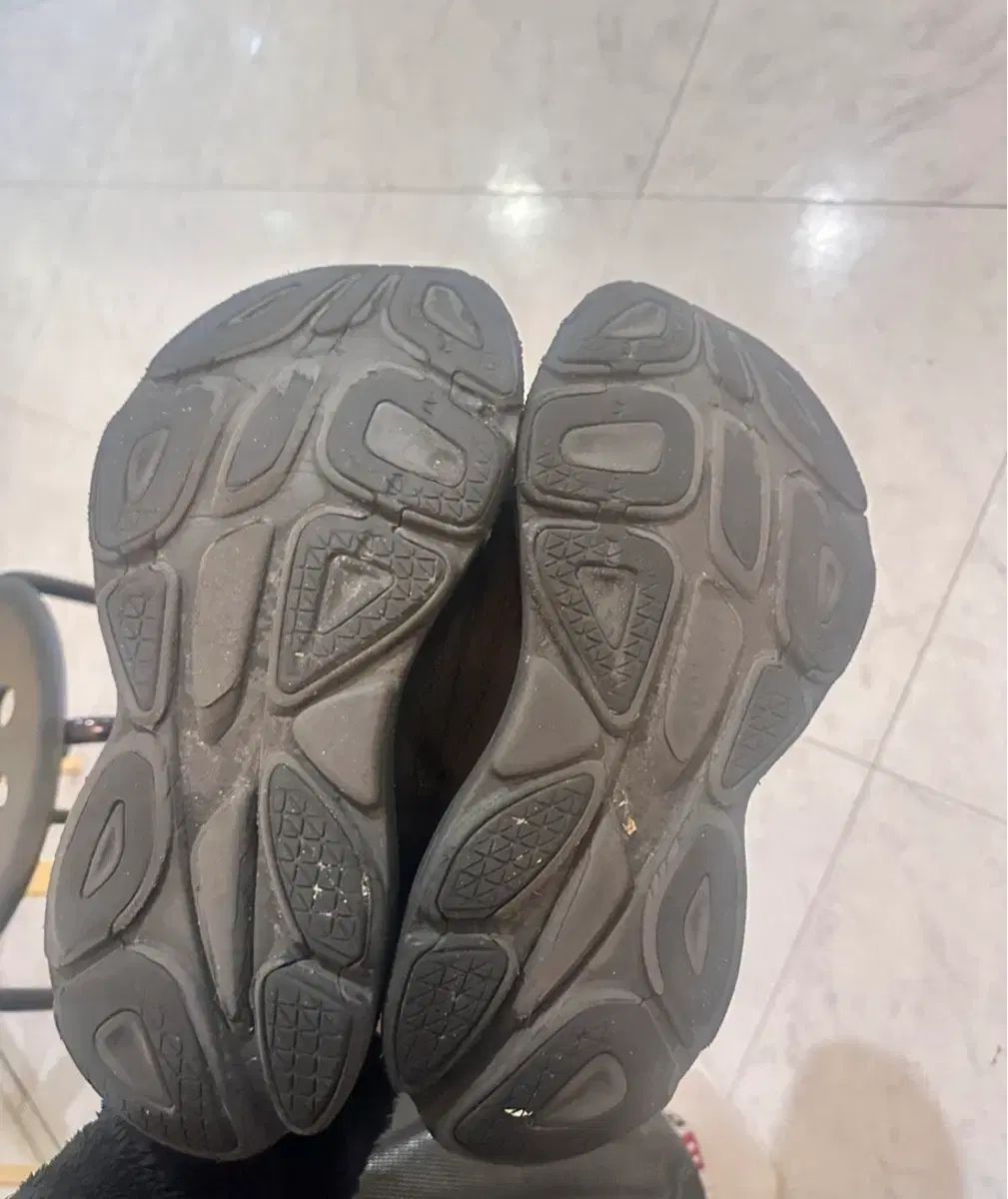 HOKA ONE ホカオネオネ ボンダイ8 ブラック ランニングシューズ 285