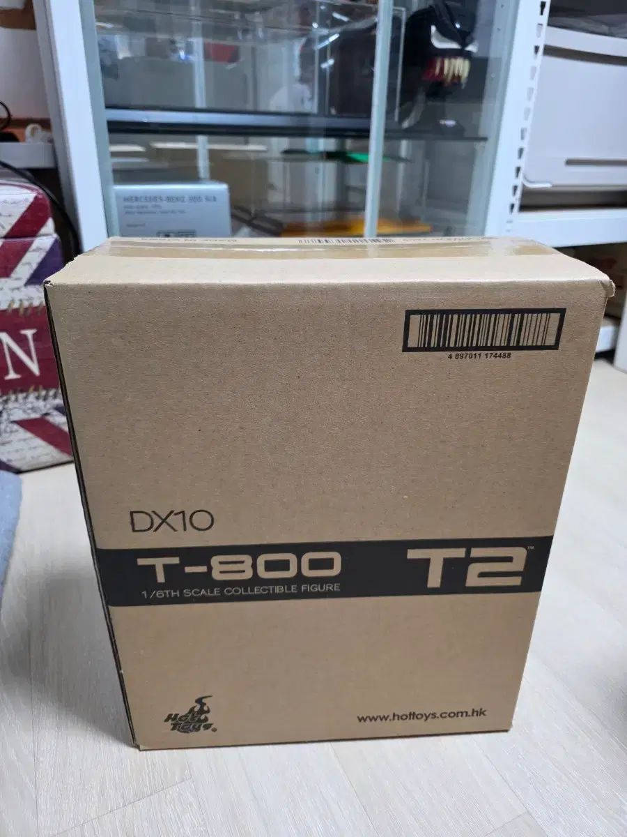 フィギュア ホットトイズ DX10 ターミネーター2 T-800 - メルカリ