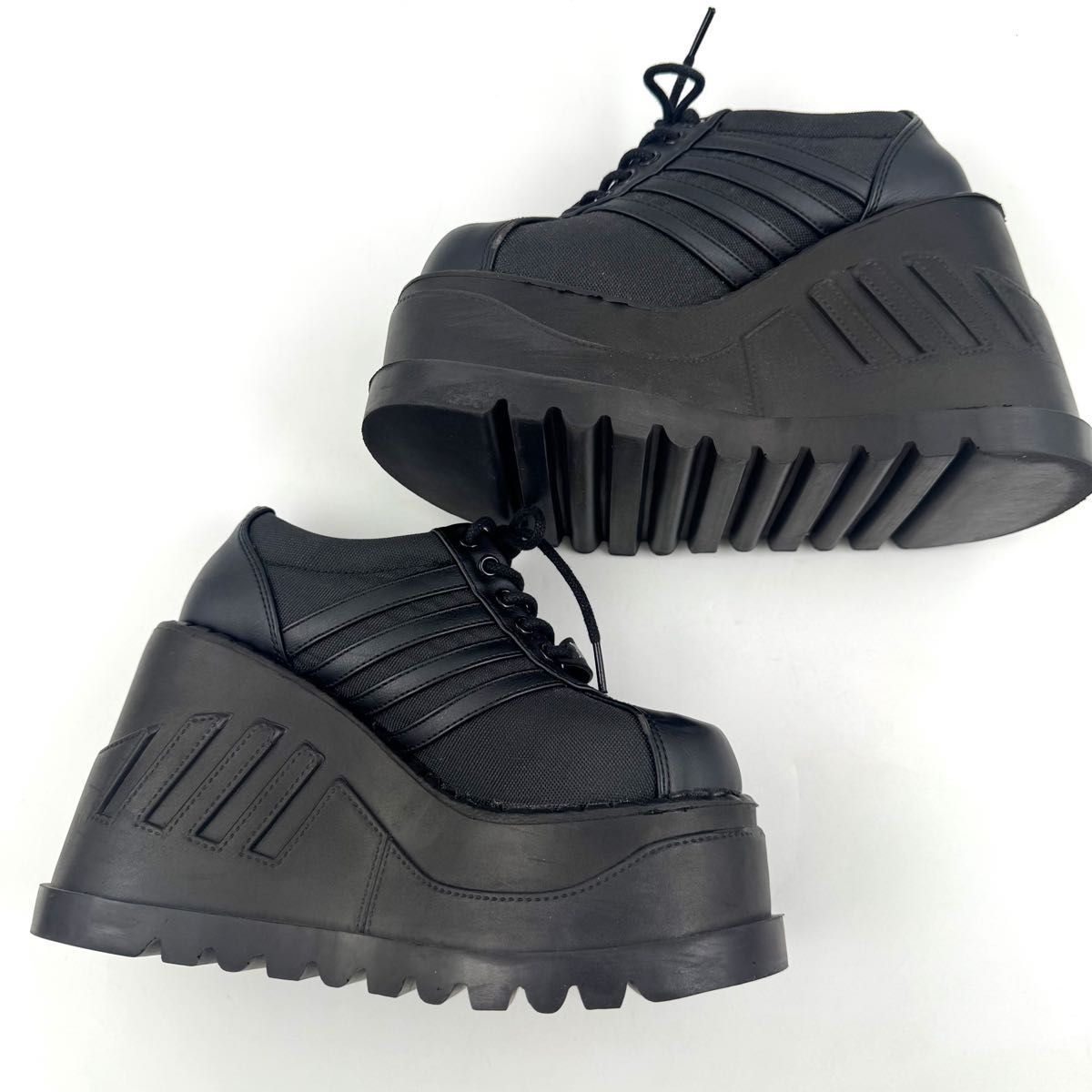 美品】Demonia デモニア 超 厚底 スニーカー ブラック ストア 美品】Demonia デモニア 超 厚底 スニーカー ブラック ストア