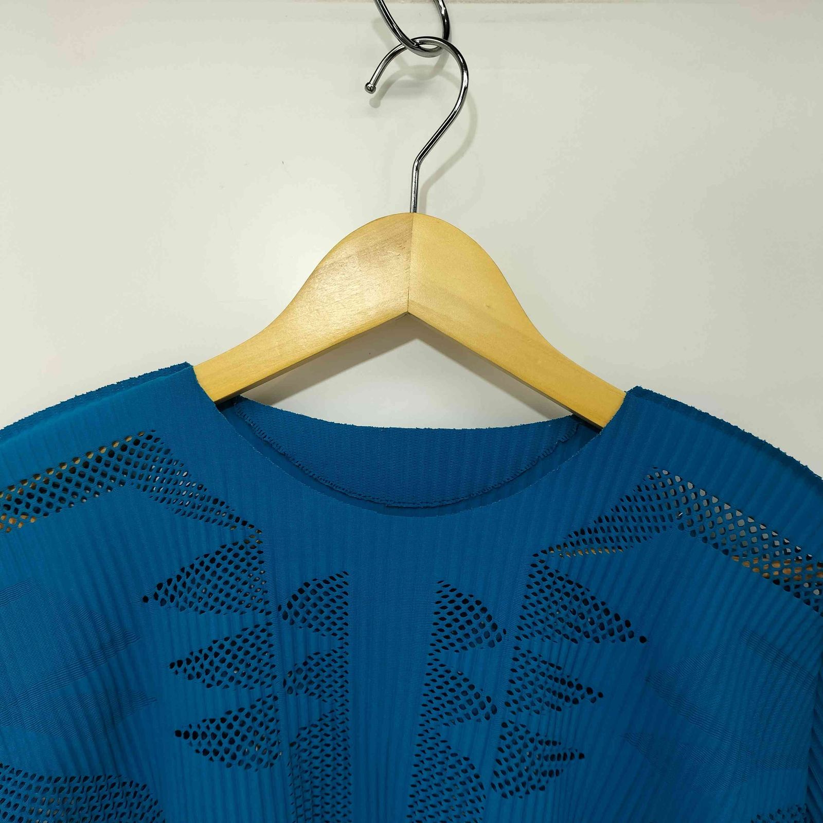 イッセイミヤケミー ISSEY MIYAKE me 21AW プリーツ メッシュ L/S