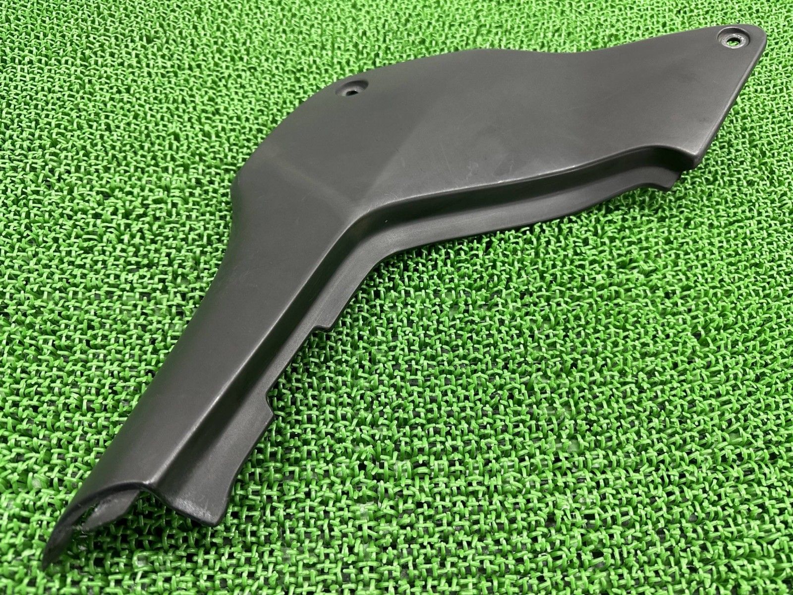 ホーネット250 サイドカバー 左 黒 KEA ホンダ 純正 中古 バイク 部品