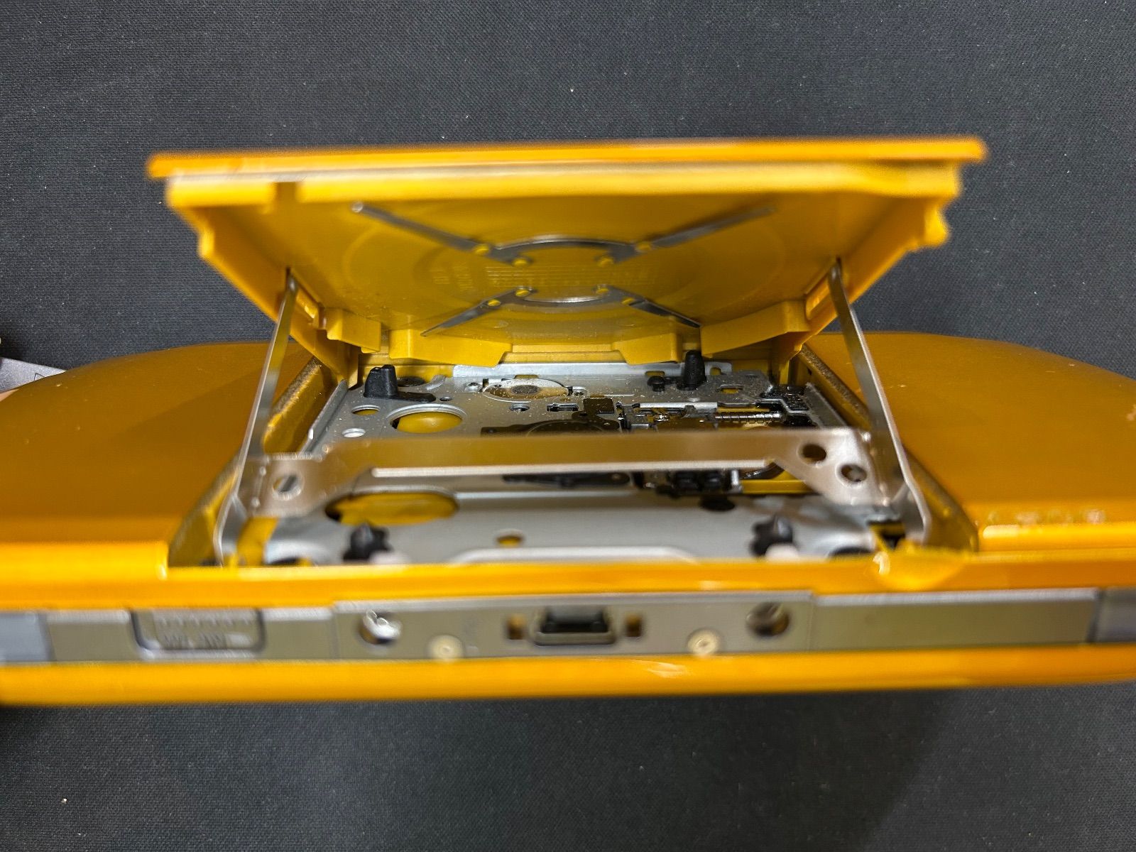 ポータブル グランドイエロー