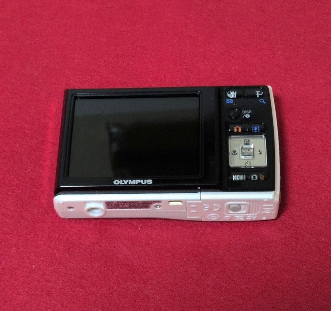 Olympus FE-46 コンパクトデジタルカメラ ホワイト 乾電池式 - メルカリ