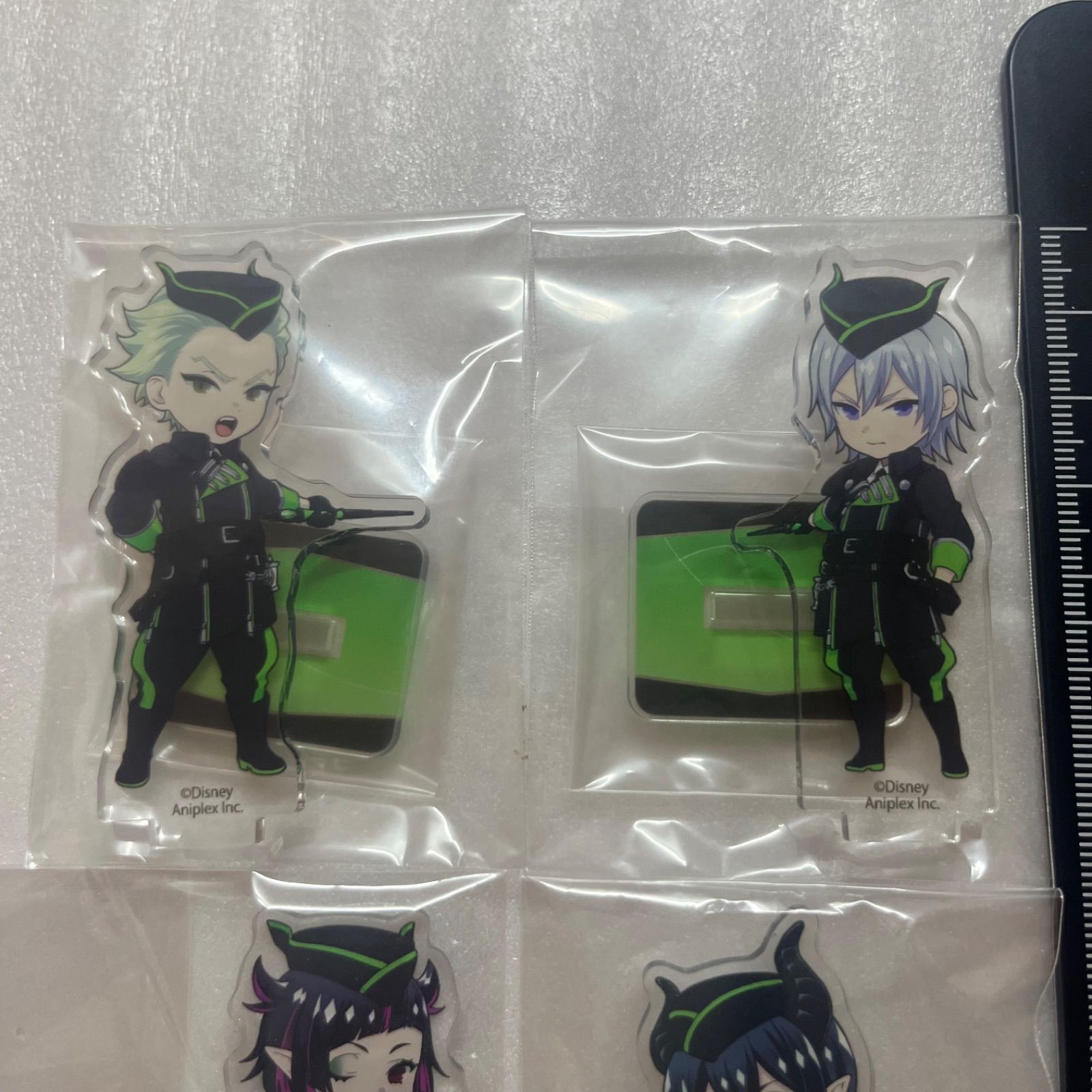 ツイステ 1周年 アクスタ ディアソムニア 4点セット Q5 - メルカリ