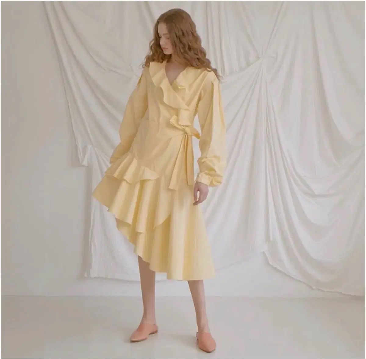 BLUMIN ローズ フリルRab ONE PIECE 黄色