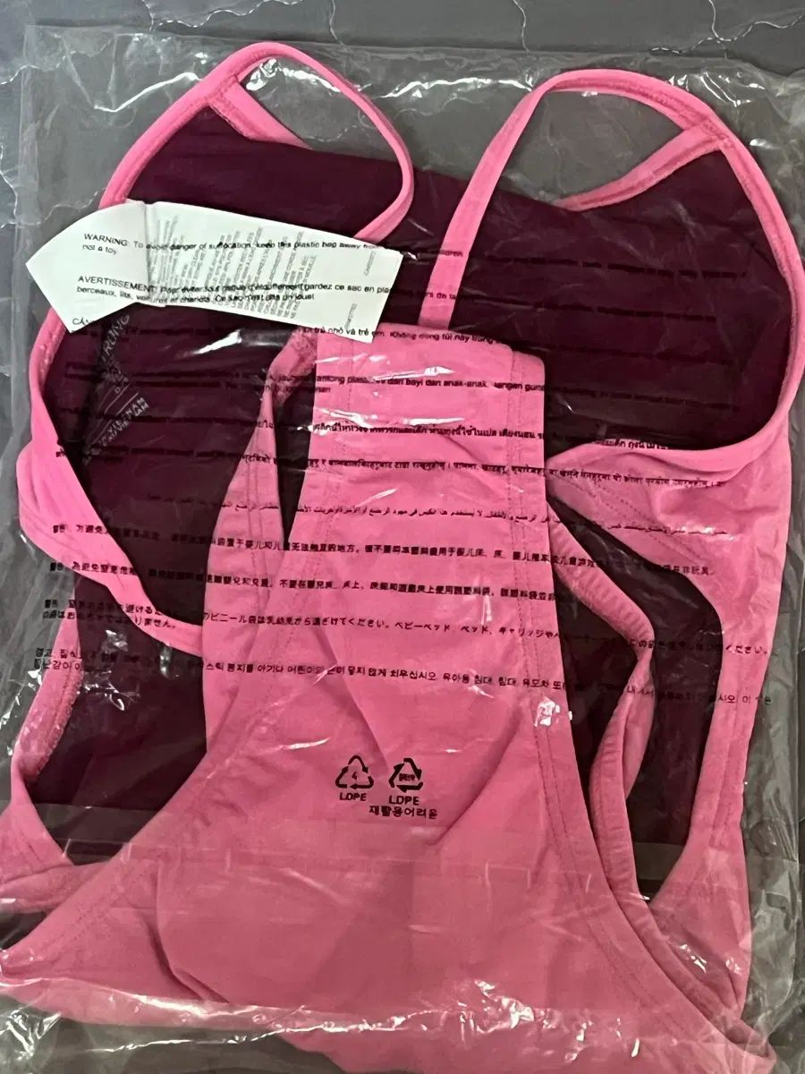 ナイキ メタリックスウッシュ ピンク 26