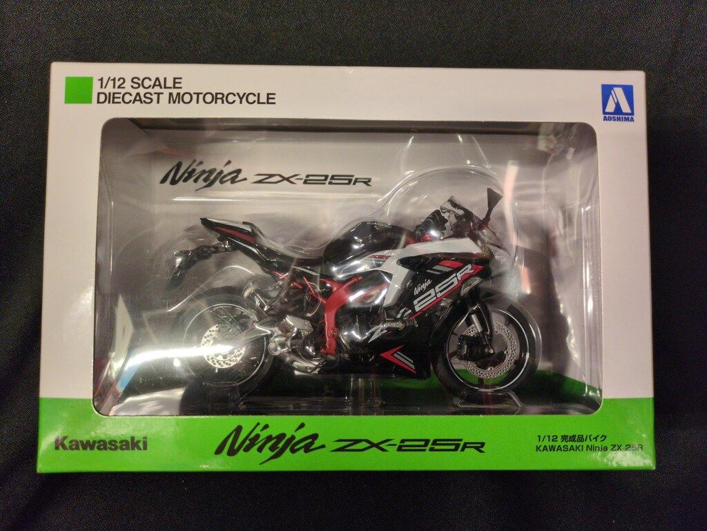 アオシマ 1/12完成品バイクシリーズ KAWASAKI Ninja ZX-25R メタリック
