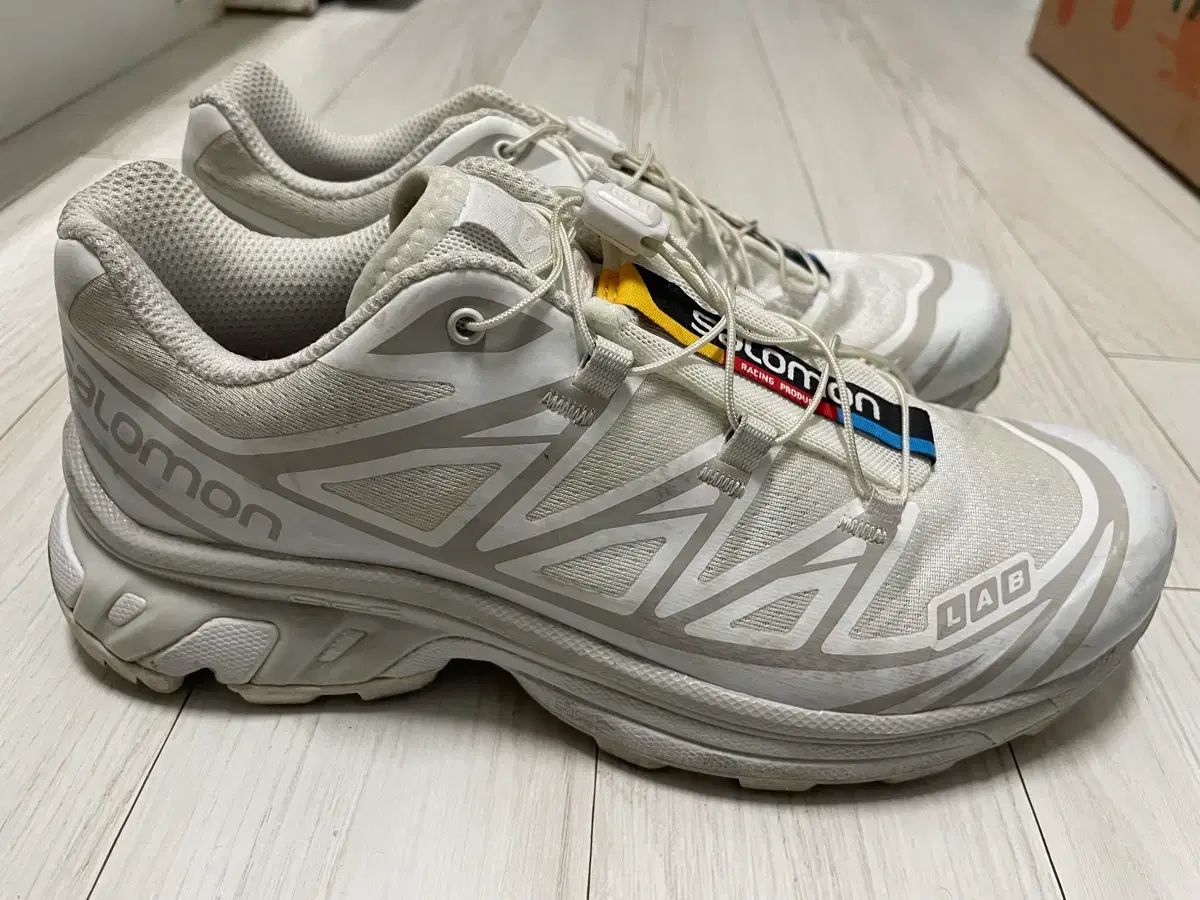 SALOMON XT-6 白 235