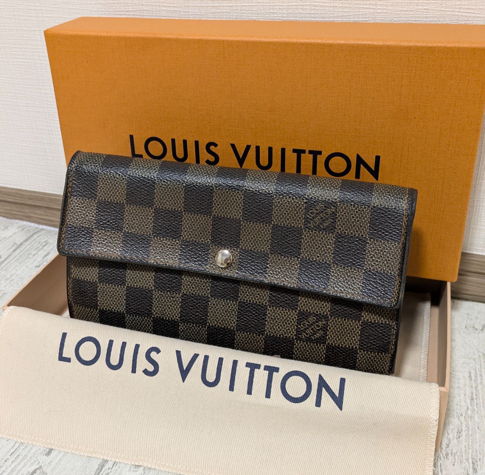 ルイヴィトン LOUIS VUITTON ダミエ ポルトフォイユ・サラ 購入 長財布