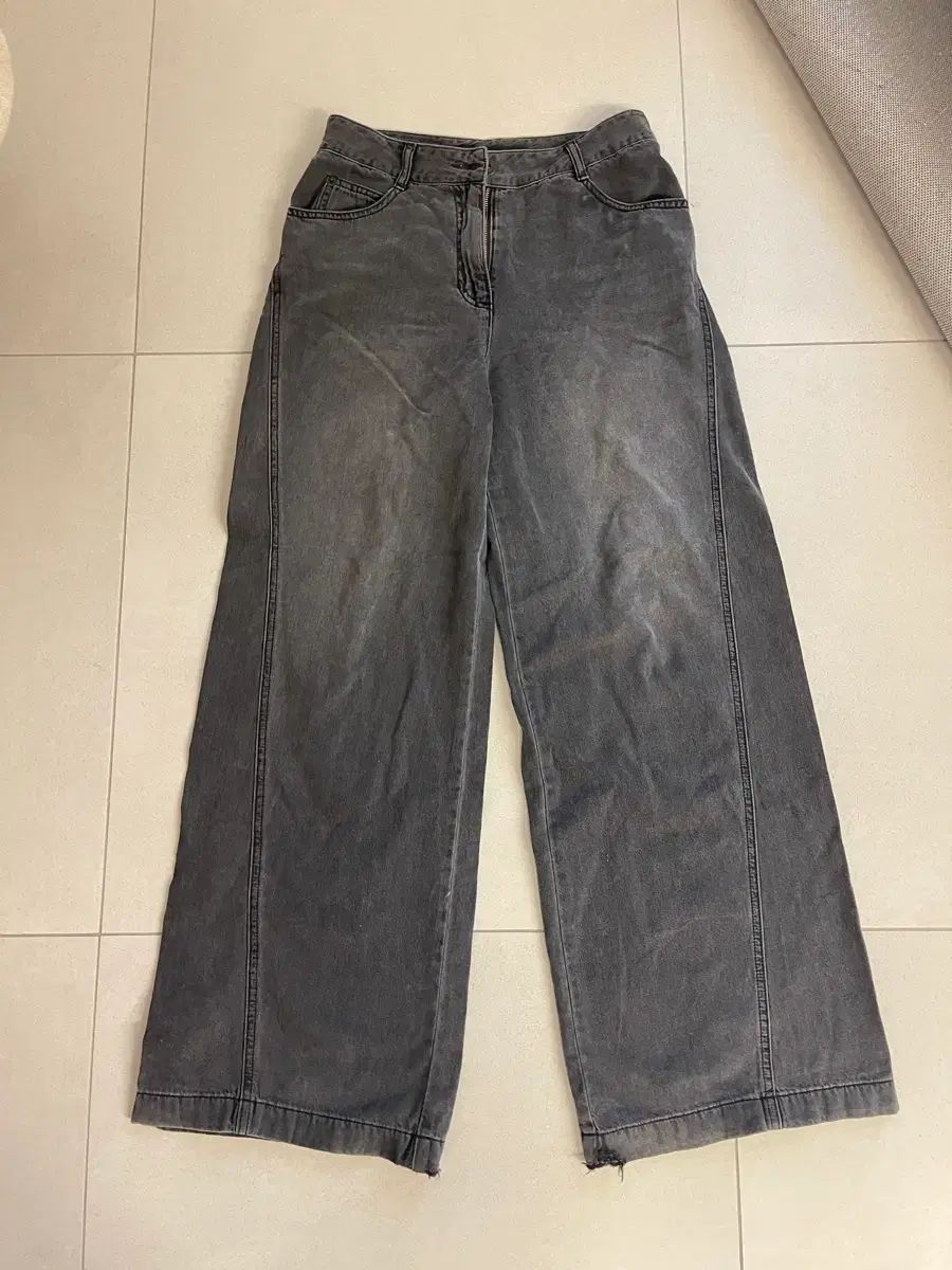 rew ブラックデニムパンツ