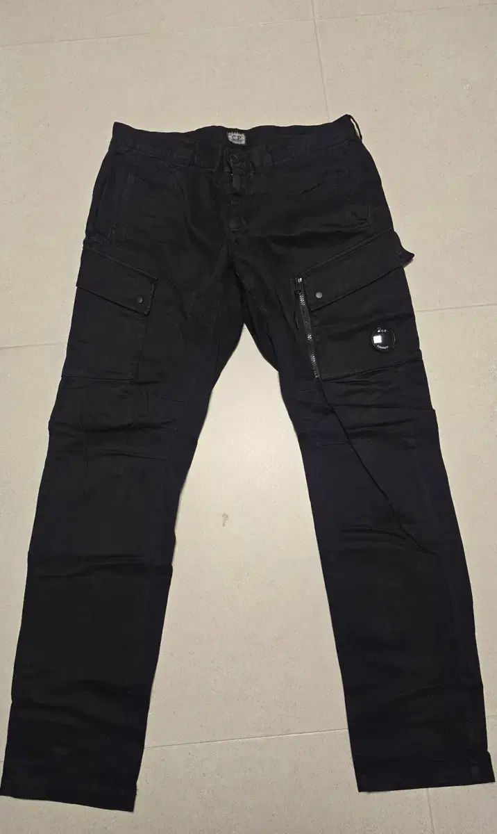 C.P. COMPANY シーピーカンパニー HARD ウォッシュ カーゴ パンツ サイズ 48 32インチ