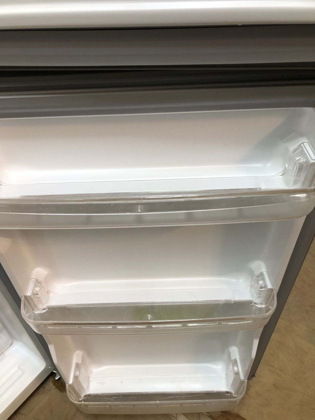 SHARP シャープ ノンフロン冷凍冷蔵庫　SJ-H12B-S 2017年製 ✨2017年製✨ 91番 SHARP✨冷凍冷蔵庫✨SJ-H12B-S‼️