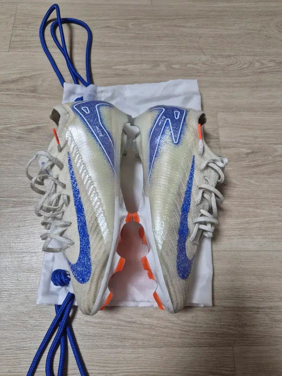 ナイキ サッカーシューズ マーキュリアル MZパック 白|ブルー