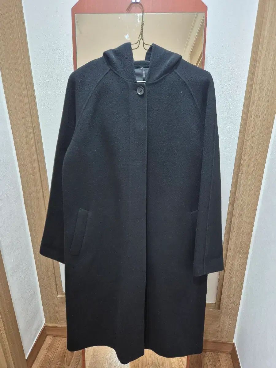 廃盤品❗️新品　OLIVER スタッキングチェア　ライトブルー　水色　木製 廃盤品❗️新品 OLIVER スタッキングチェア ライトブルー 水色 木製