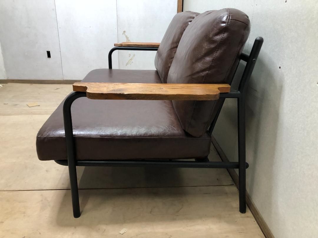 ソフトレザー　鉄脚　2人掛け　ソファ　肘付き　75050-1-010 ソフトレザー 鉄脚 2人掛け ソファ 肘付き 75050-1-010 - メルカリ