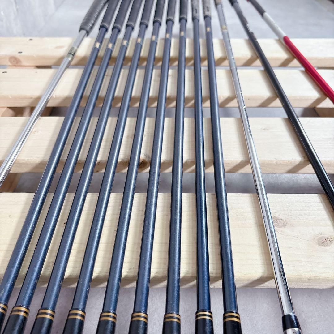 V597 ブリジストン 他 メンズ ゴルフ クラブ セット 14点 初心者 R V597 ブリジストン 他 メンズ ゴルフ クラブ セット 14点 初心者 R