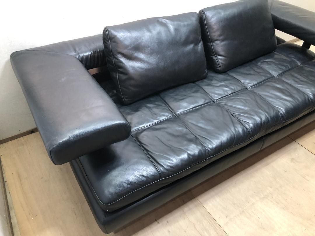 ラグジュアリーソファ 金属フレーム