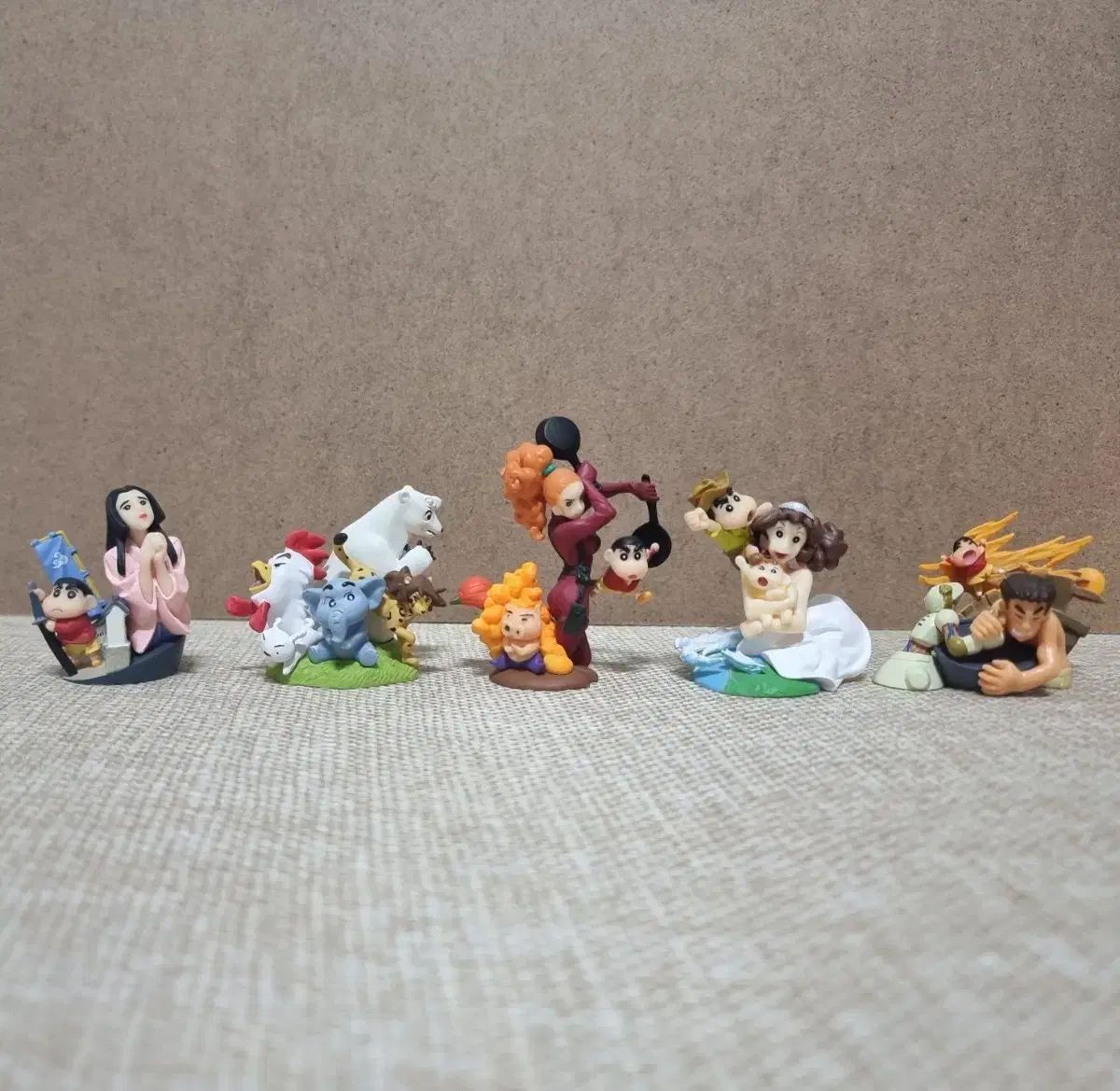 クレヨンしんちゃん 海洋堂 フィギュア 5種 まとめ - メルカリ