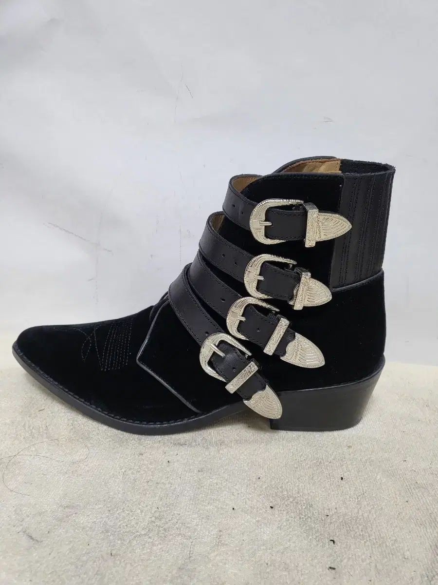 TOGAスウェードアンクルブーツ shop取引では対象外