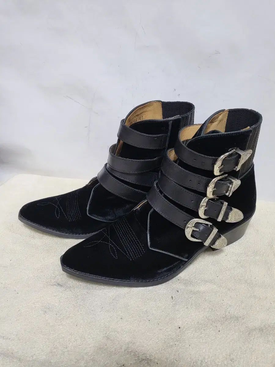 TOGAスウェードアンクルブーツ shop取引では対象外