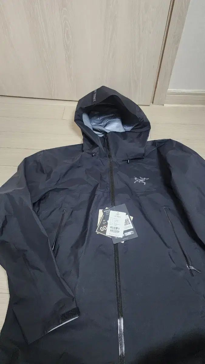 ARC TERYX アークテリクス ベータSL ブラック ジャケット XL いたします