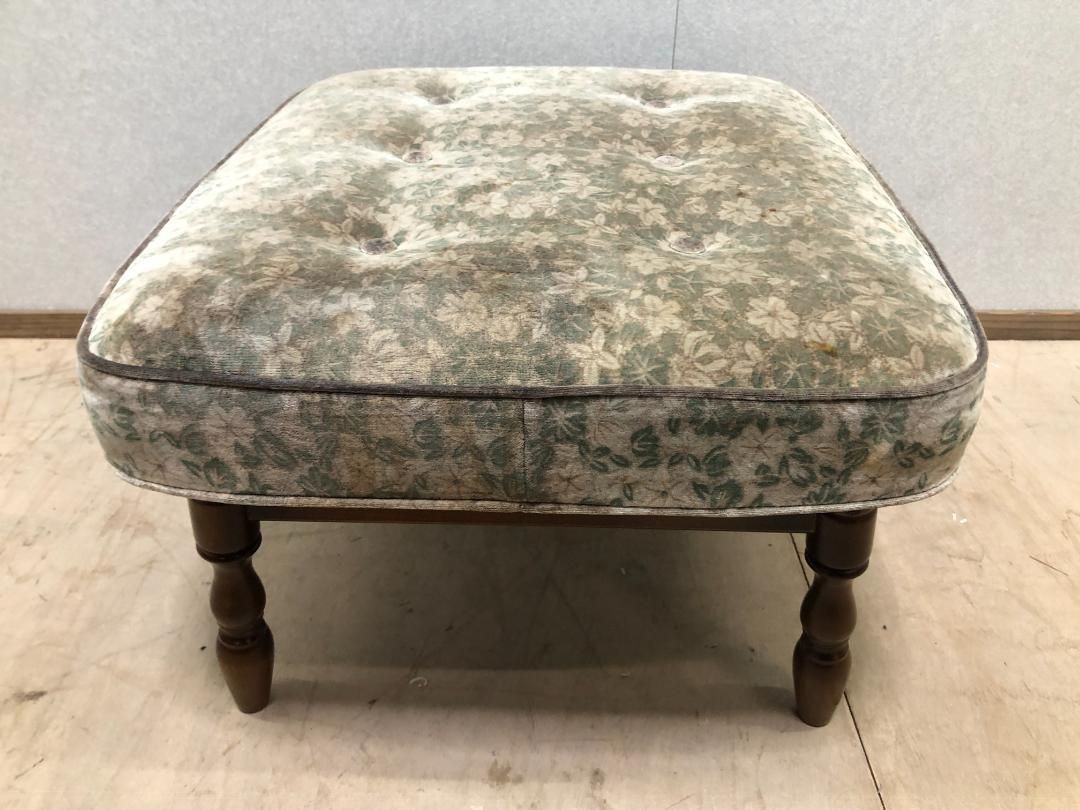 美品　カリモク　オットマン　コロニアル　レトロ 希少・ヴィンテージ】 カリモク家具 karimoku コロニアル オットマン