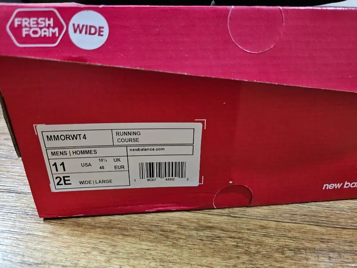 290 2 E ニュー ンス フレッシュ フォーム X モア v 4 MMORWT