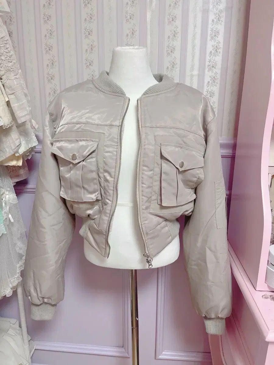 HYPNOTIC クロップド パイロットジャンパー グレー 超暖かい 起毛 クロップドダウン