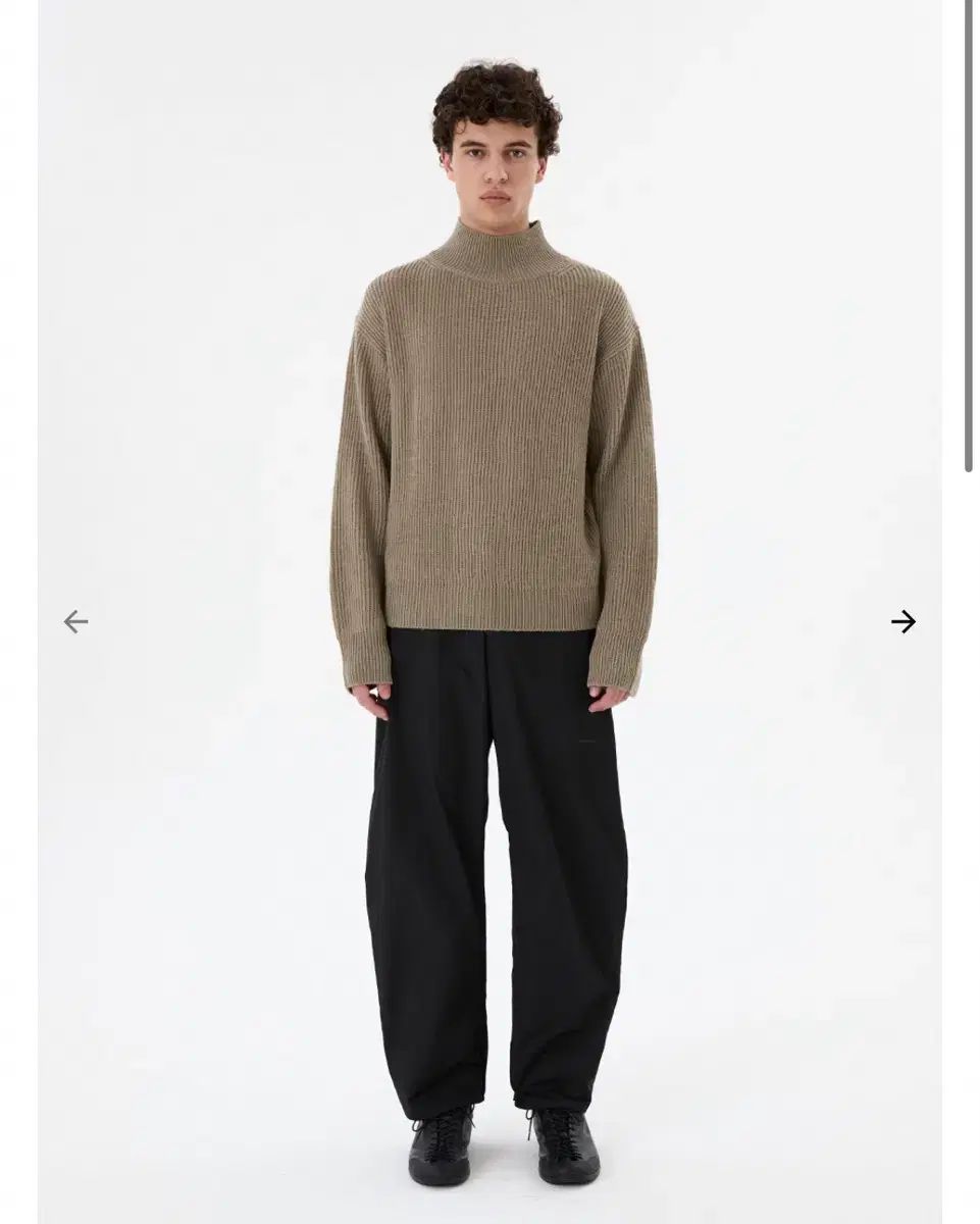 XL アモーメント Taffeta Curved Pants Black