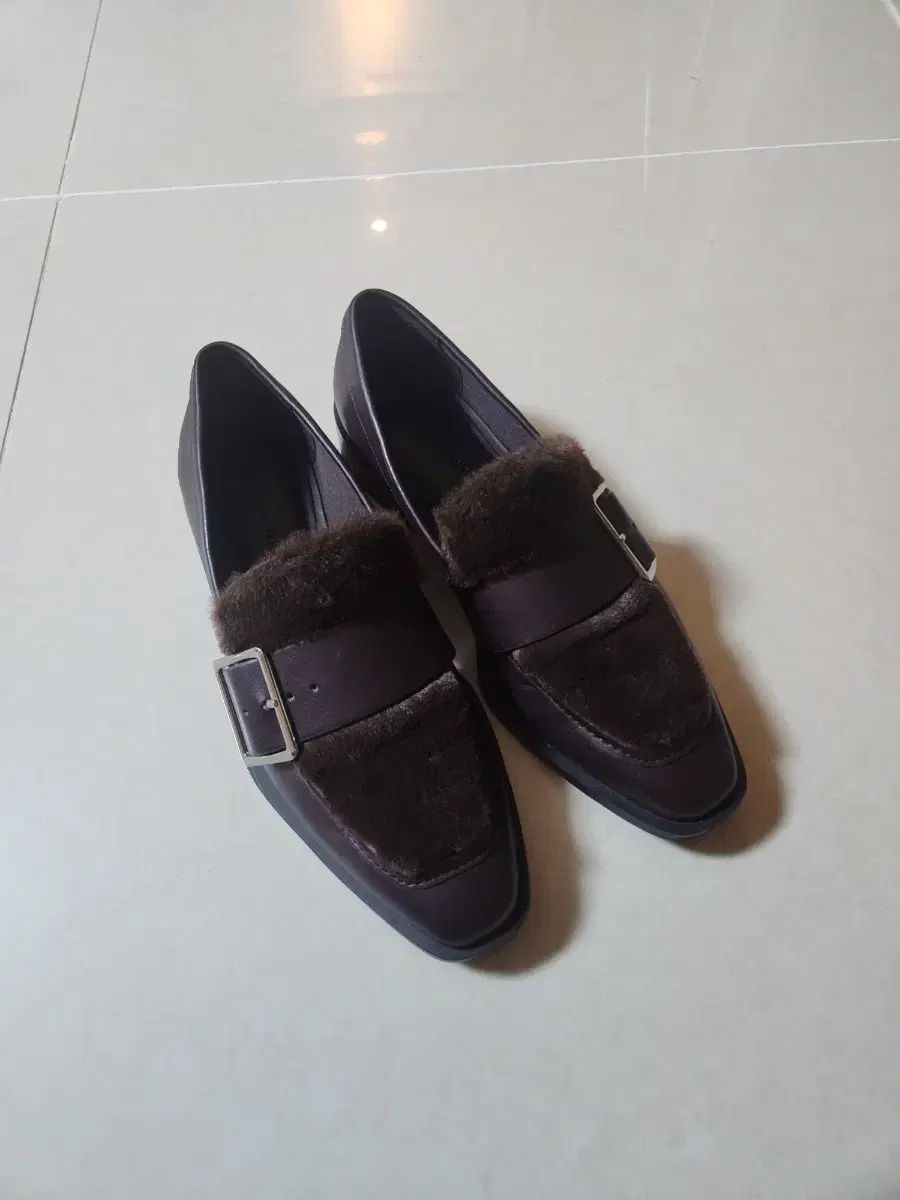  CHARLES - KEITH チャールズアンドキース ブラウン ローファー 245 フラットシューズ バレエシューズ パンプス