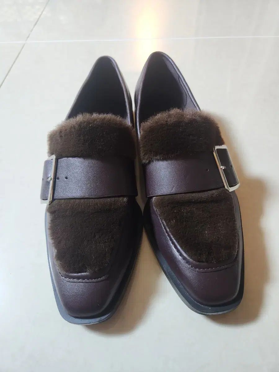 CHARLES - KEITH チャールズアンドキース ブラウン ローファー 245