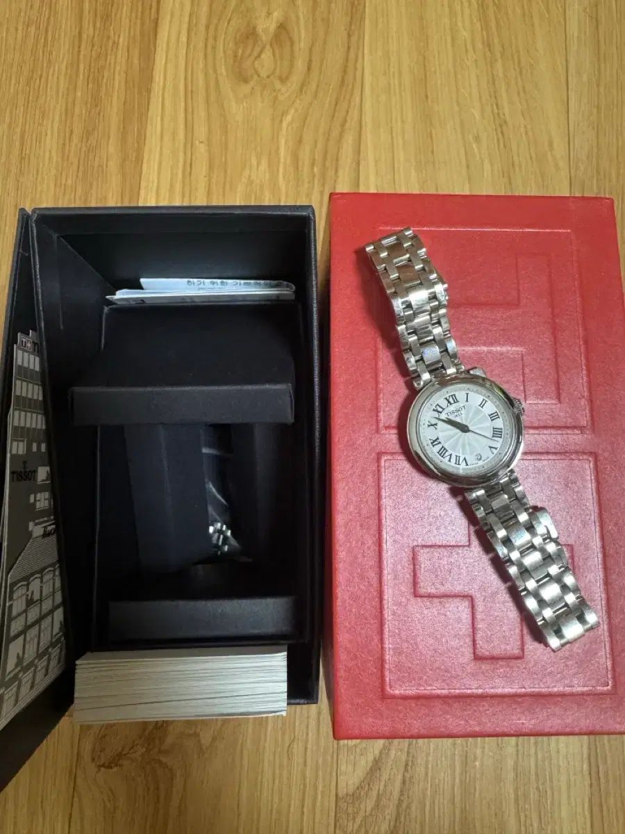 ティソ ベルリッシマ クーツ パク ウンビン PARK EUNBIN 時計