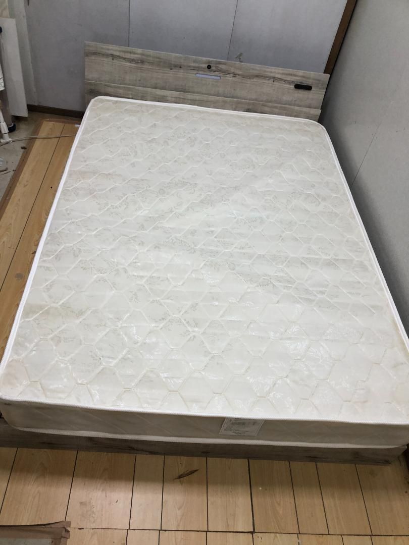 木目調 ダブルベッド マットレス付 照明付き 幅140×200cm グレー系