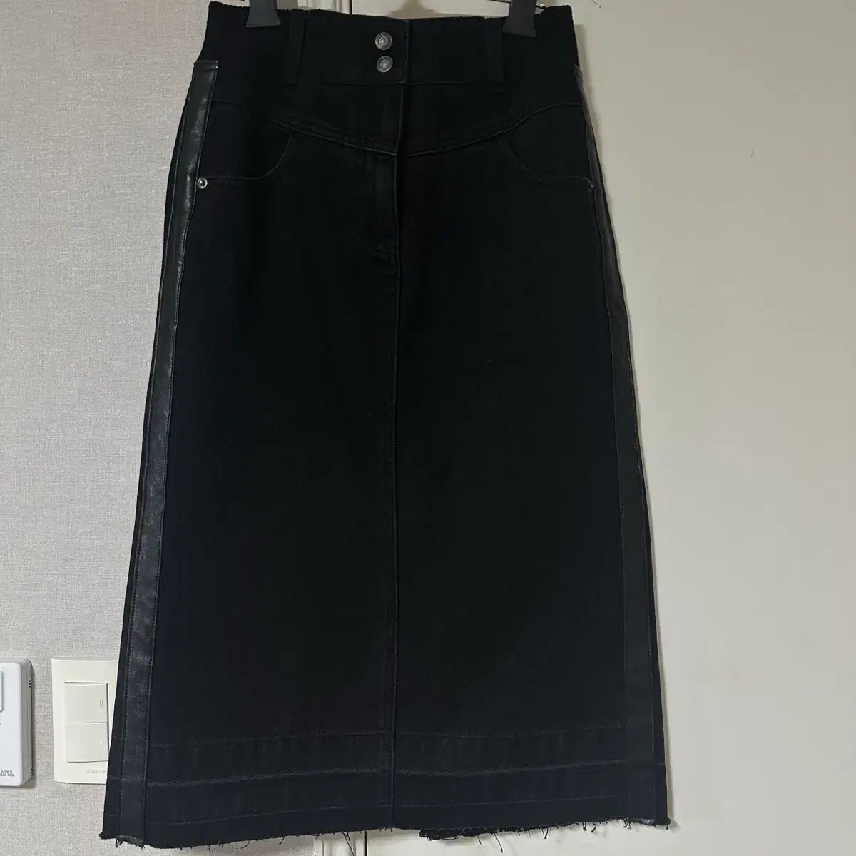 VOV ボブ バンディング ミディ デニム スカート